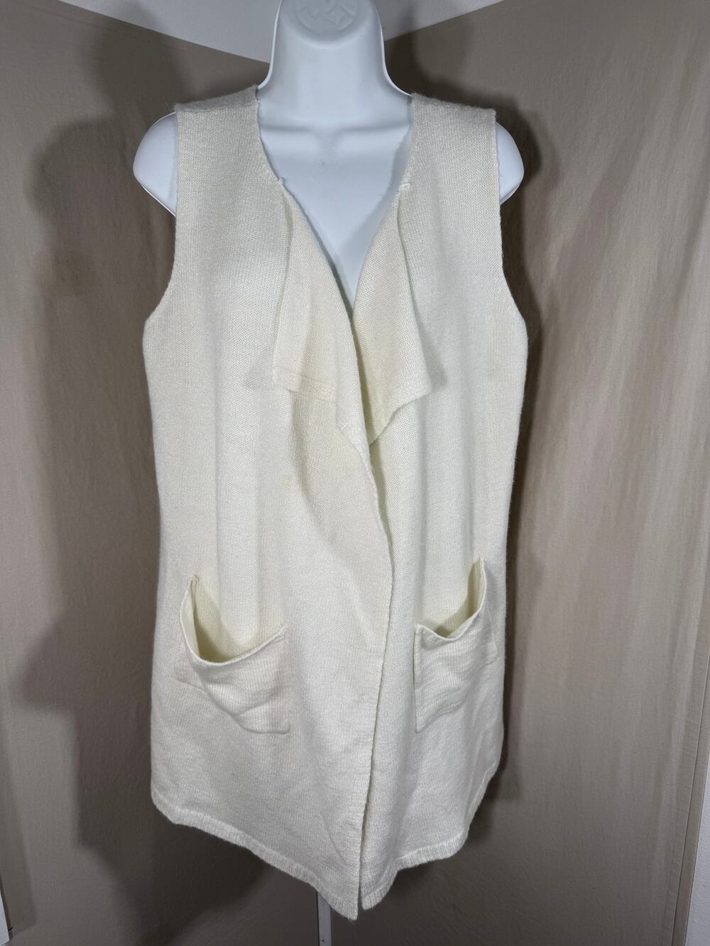 Almost Famous Draped Knit Cardigan Vest Cream L